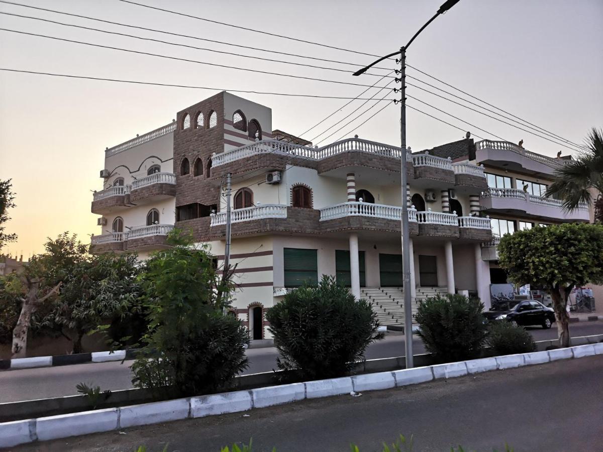 Luxor Hotel Bella Vista Apartments And Hotel 外观 照片
