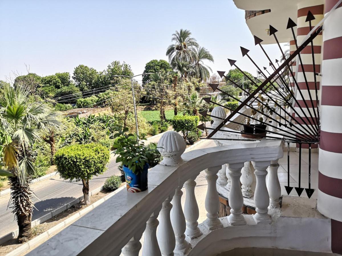 Luxor Hotel Bella Vista Apartments And Hotel 外观 照片