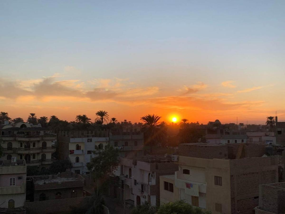 Luxor Hotel Bella Vista Apartments And Hotel 外观 照片